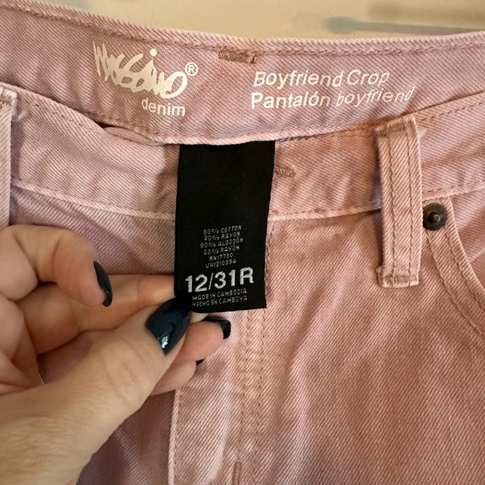 Pink Ripped and Distressed Cropped Jeans - Picture 3 of 3